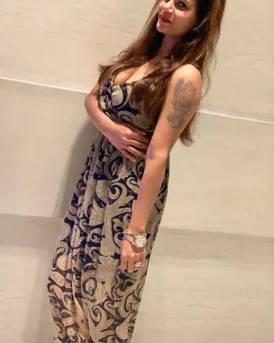 Patera Escort